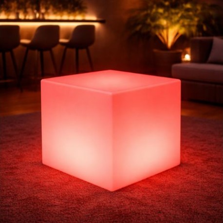 Cubo aura rojo 640x480